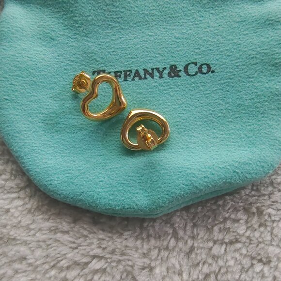 Tiffany & Co Gold Hollow Heart Earrings - Picture 5 of 5